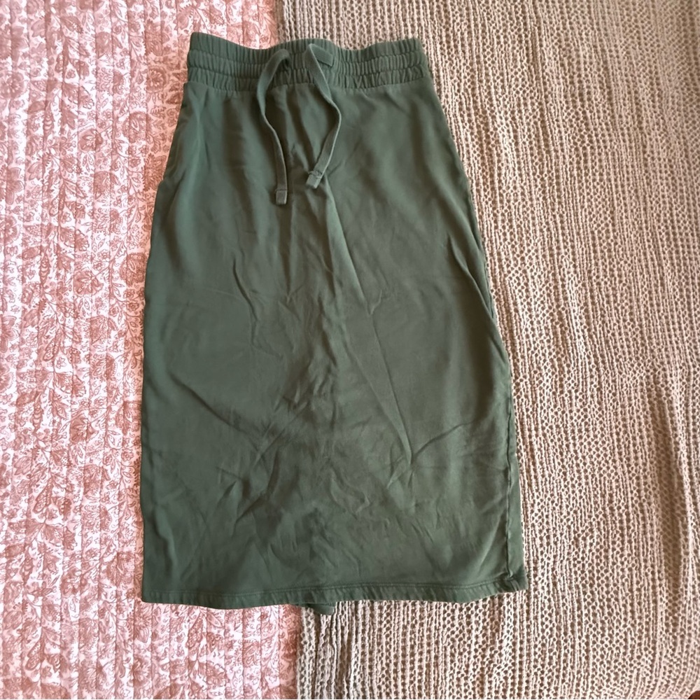 AWARE by Vero Moda Green Midi Pencil Skirt XS